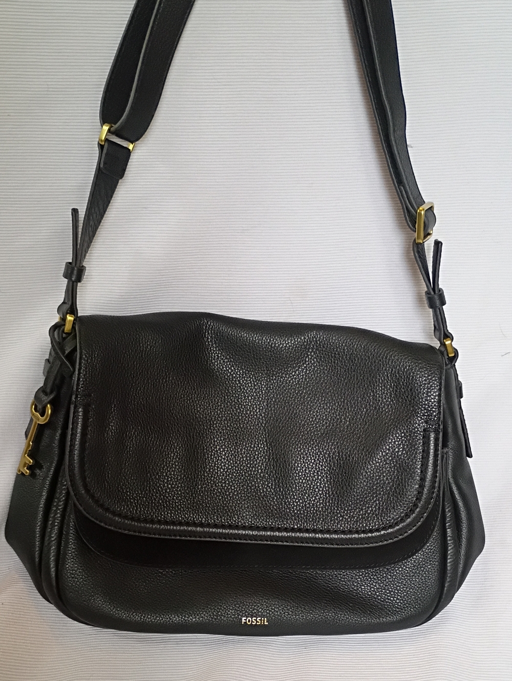 Like New Fossil Black Pebbled Leather Shoulder Bag